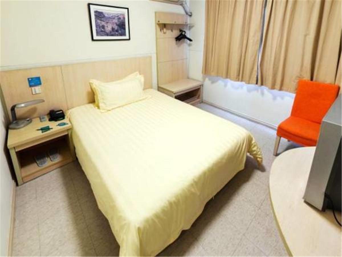 Jingjiang Inn Shanghai Hutai Road Exterior photo